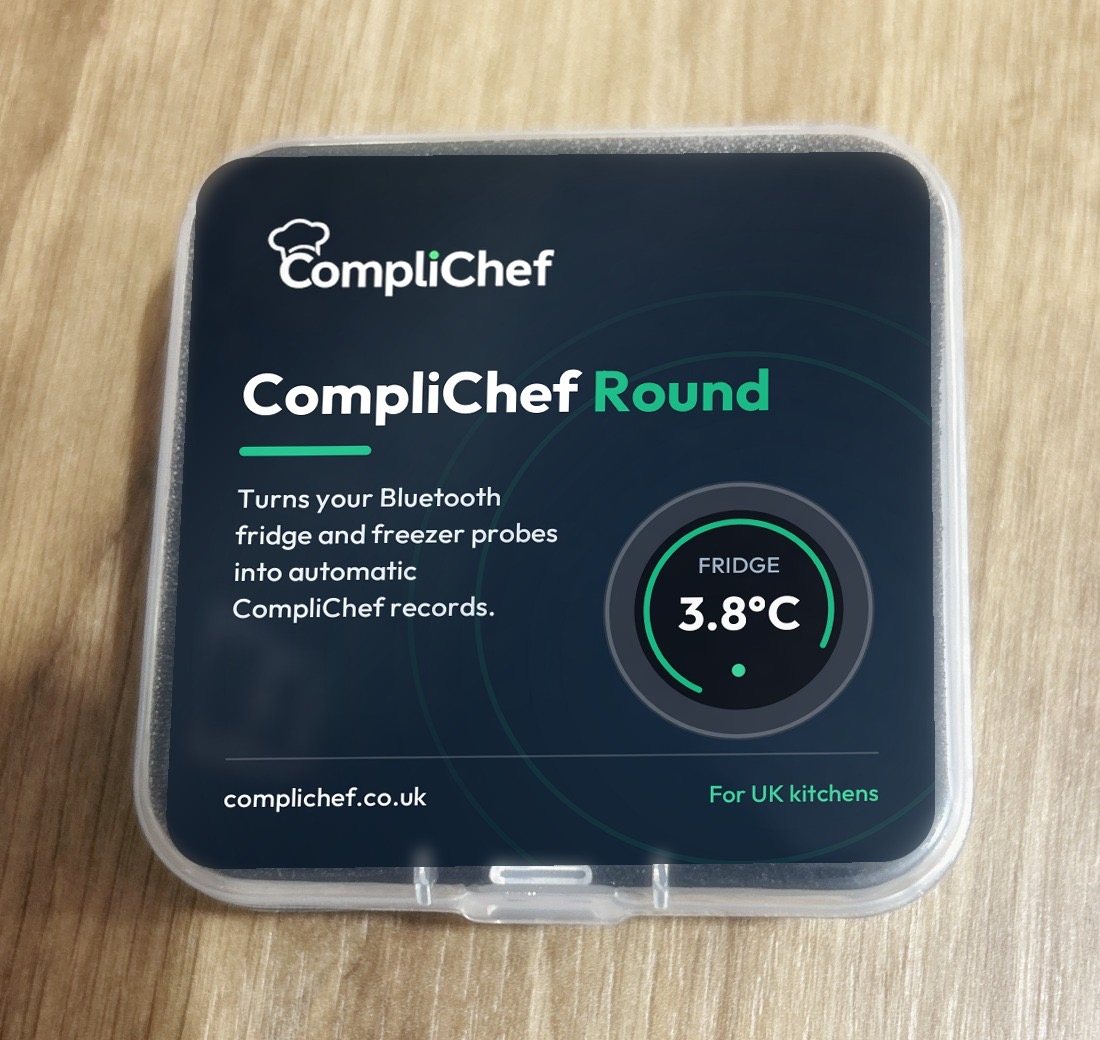 A CompliChef Round in its clear case with the branded CompliChef Round insert card